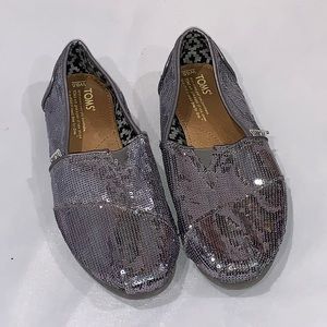 Silver Sparkle Toms 8.5